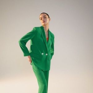 DOUBLE BREASTED BLAZER